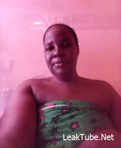 Sugar Mummies In Ghana Naked Videos - A Guy Posts Naked Video Of His Sugar Mummy | LEAKTUBE